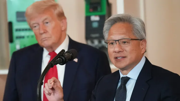 Trump Opens the Door for H200: A Compromise in the Chip War